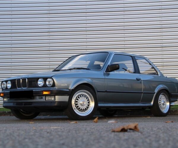 BMW 325 IX E30