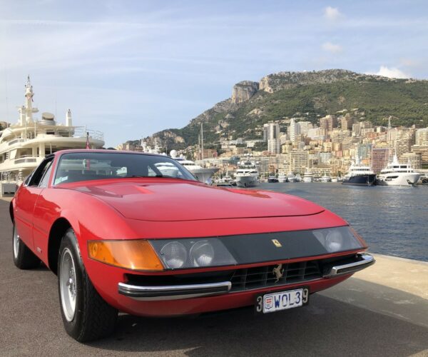 Ferrari 365 GTB/4 Daytona