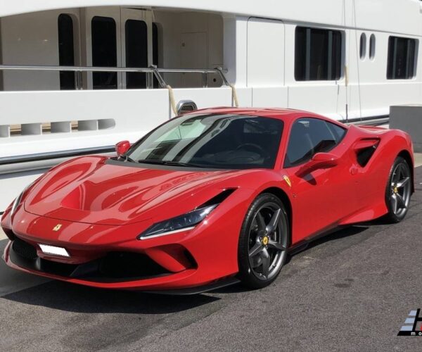 Ferrari – F8 Tributo