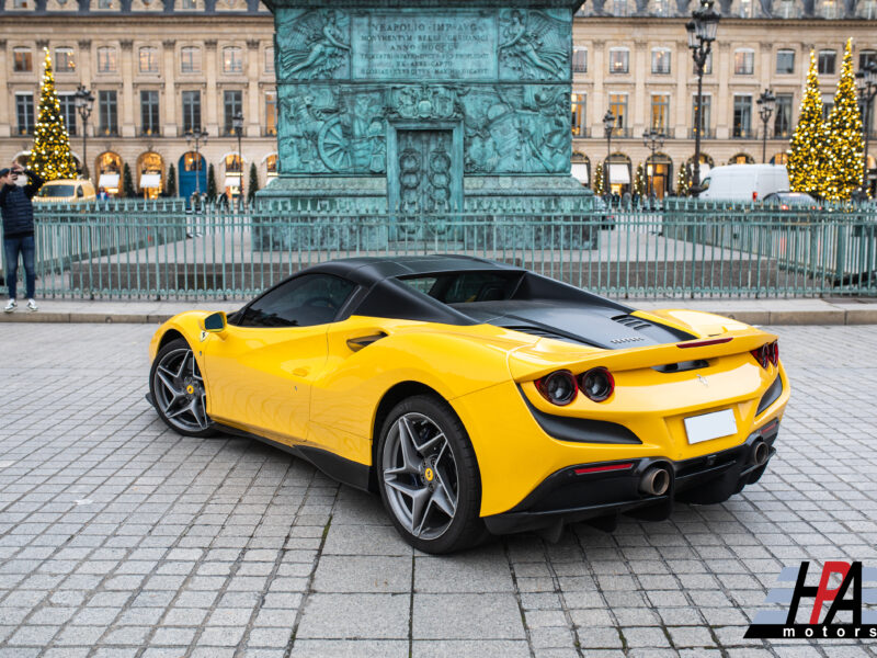 Ferrari F8 Spider Jaune Vendôme