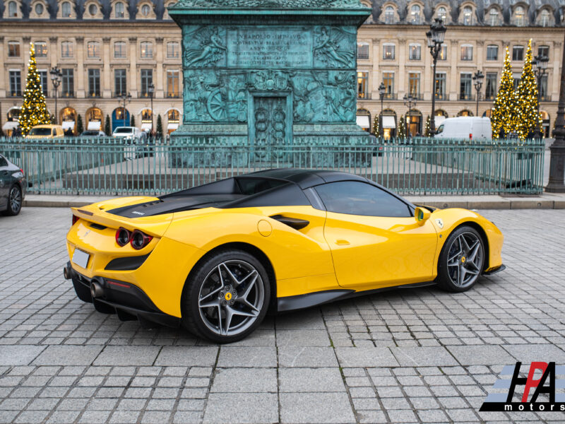 Ferrari F8 Spider Jaune Vendôme