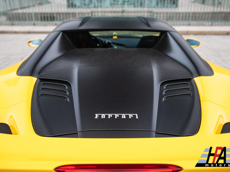 Ferrari F8 Spider Jaune Vendôme