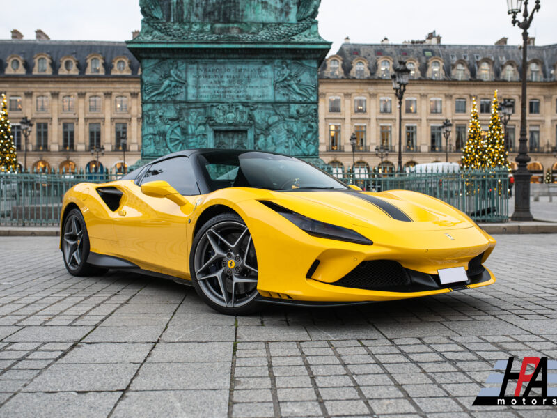 Ferrari F8 Spider Jaune Vendôme