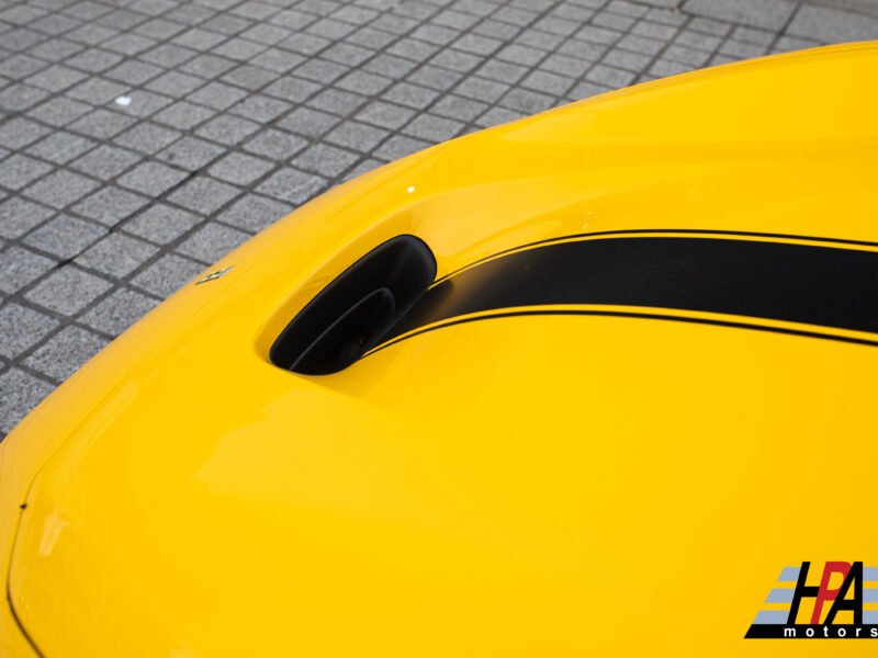 Ferrari F8 Spider Jaune Vendôme