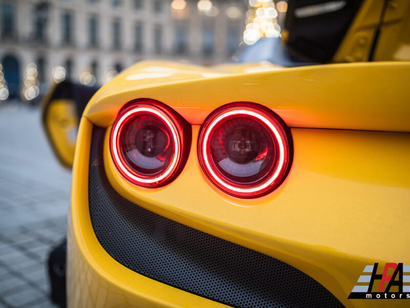 Ferrari F8 Spider Jaune Vendôme