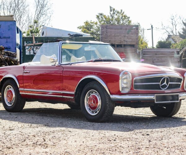 MERCEDES 230 SL PAGODE