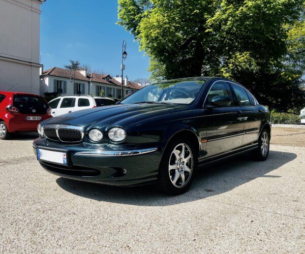 JAGUAR X-TYPE