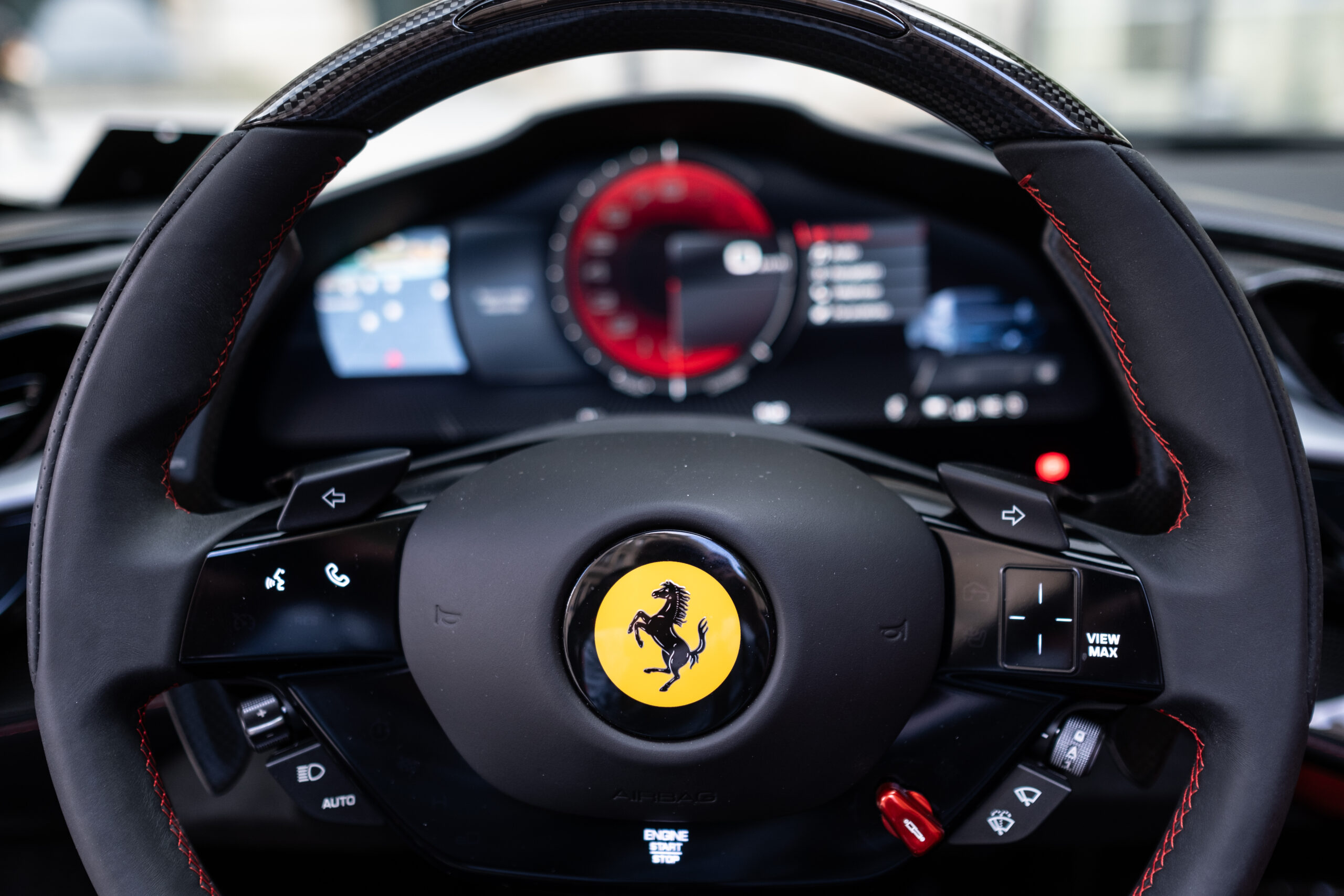 FERRARI SF90 SPIDER