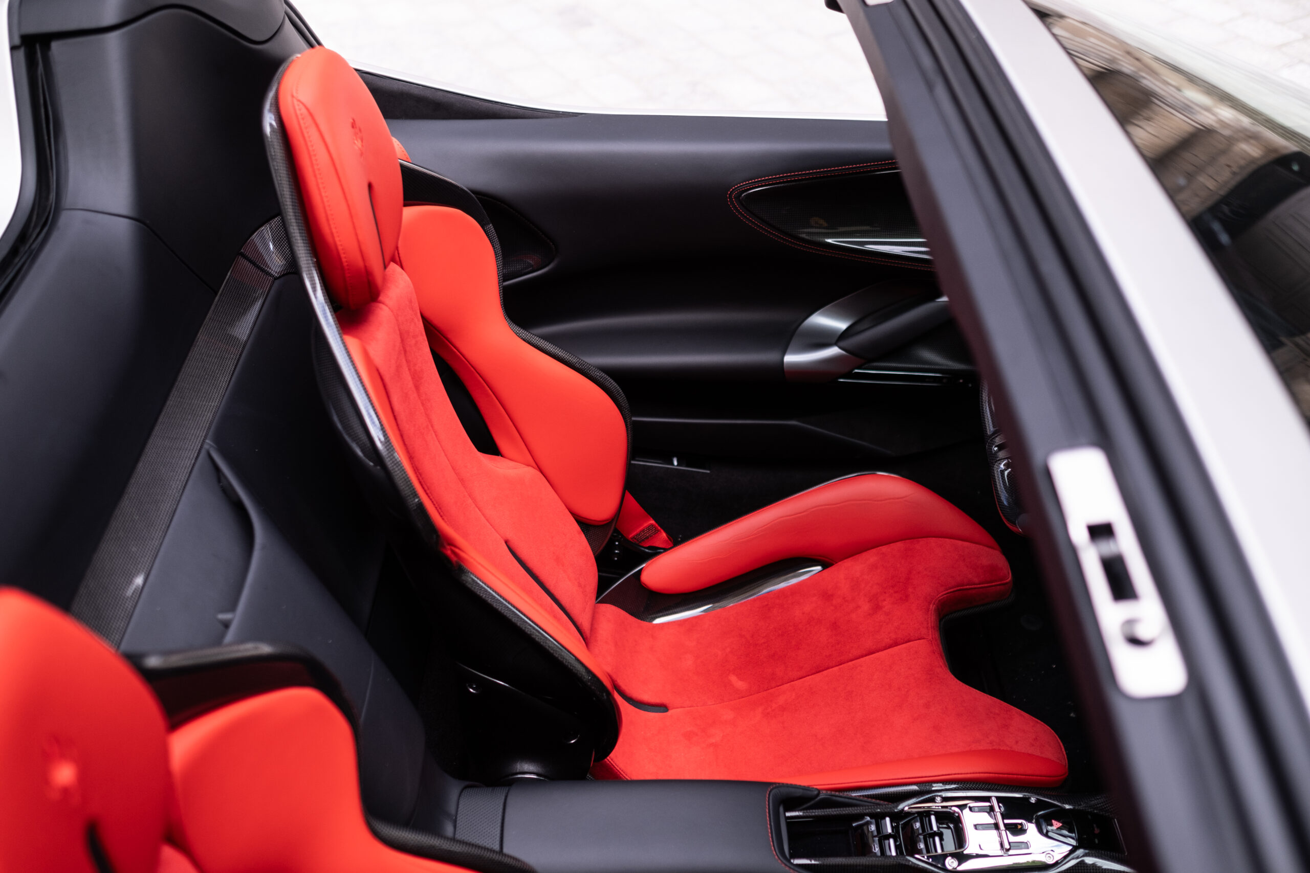 FERRARI SF90 SPIDER