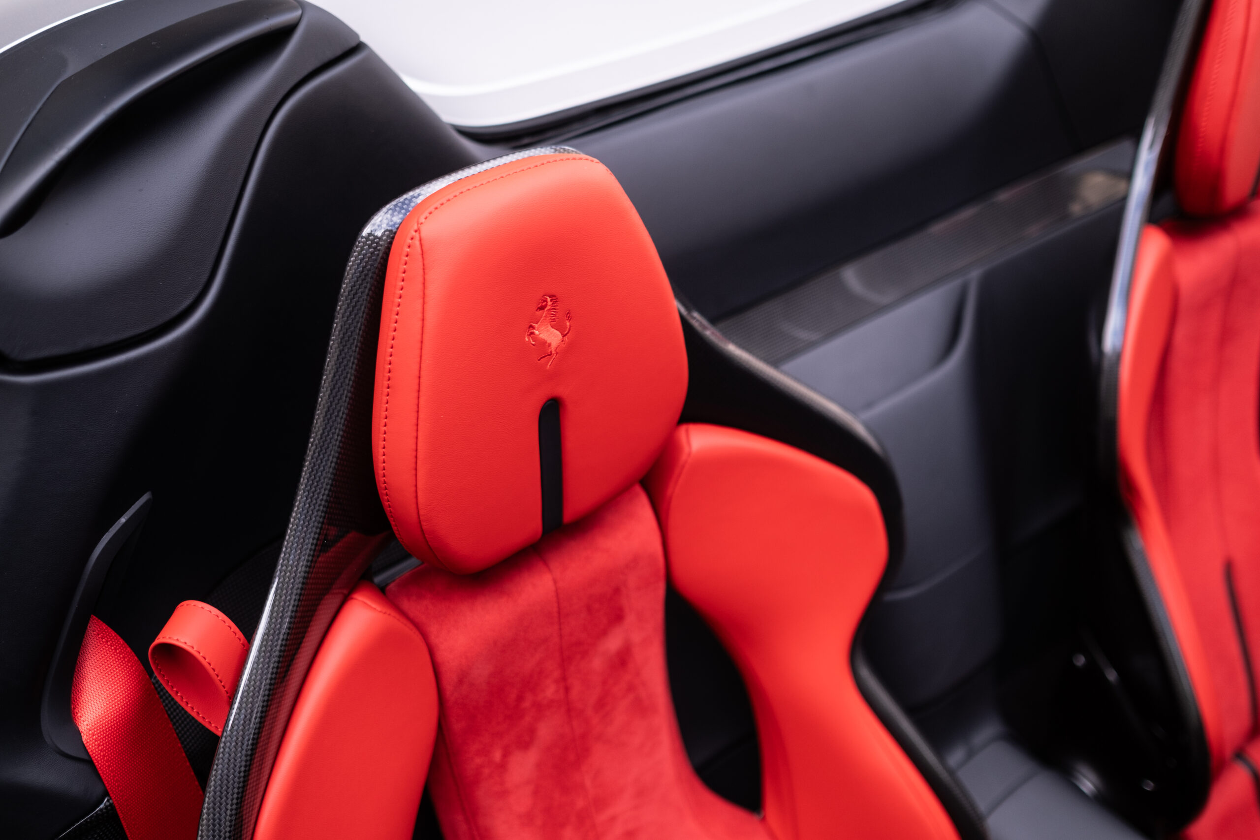 FERRARI SF90 SPIDER