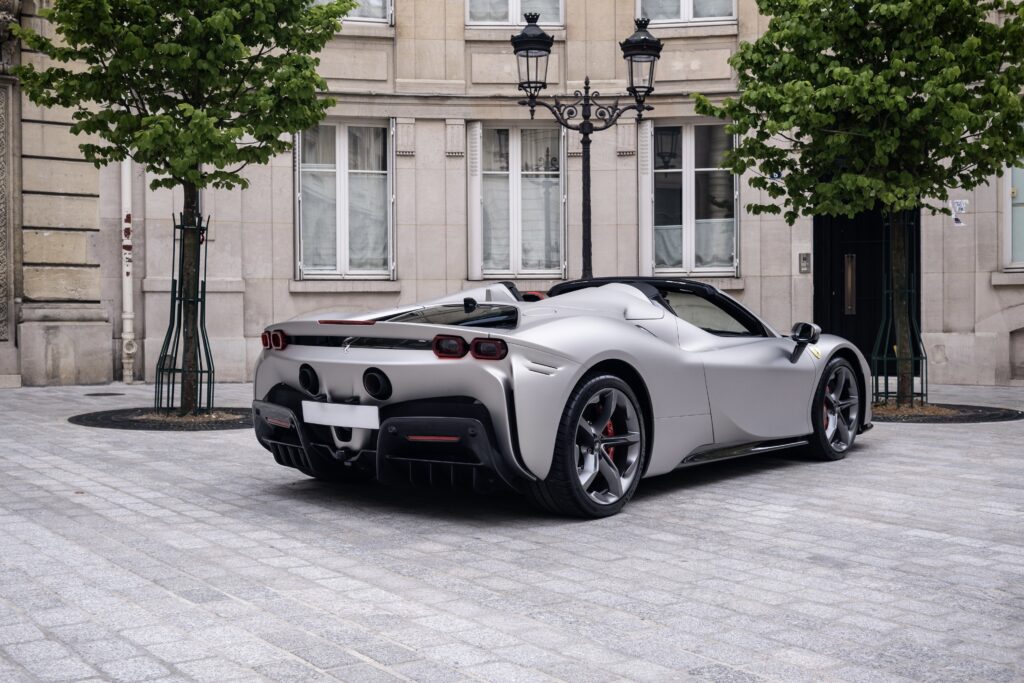 FERRARI SF90 SPIDER