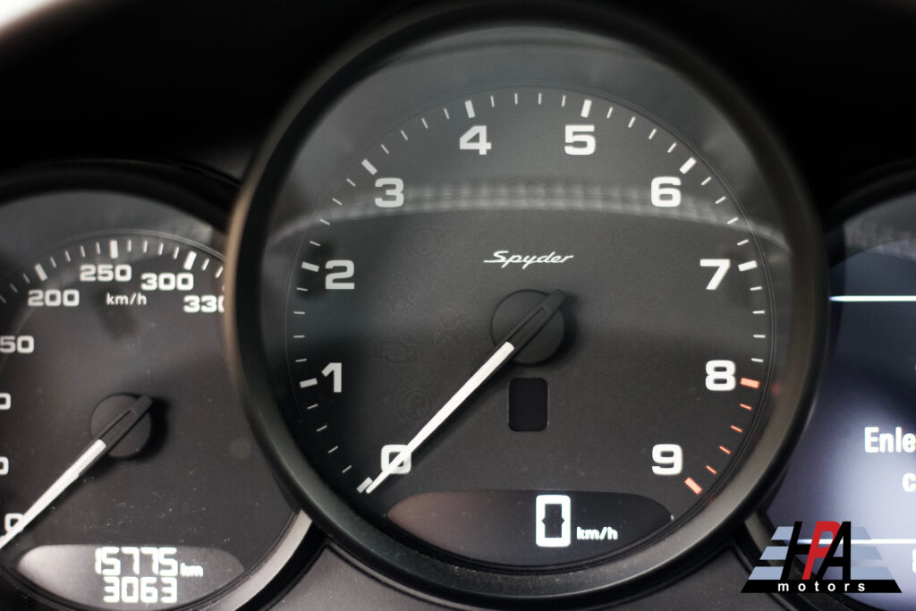 PORSCHE 718 SPYDER