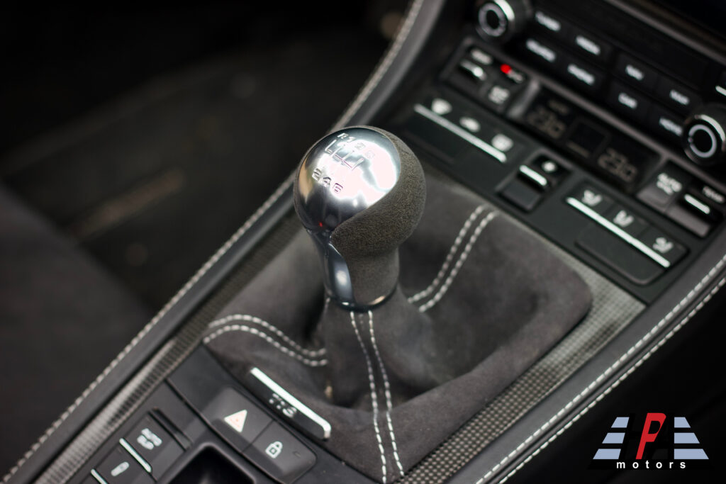 PORSCHE 718 SPYDER
