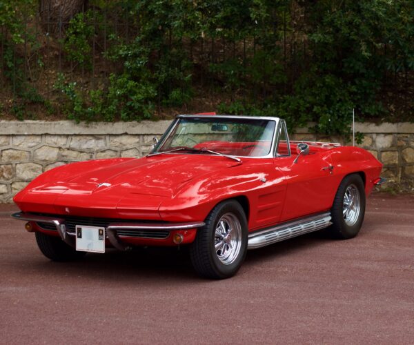 CHEVROLET CORVETTE C2