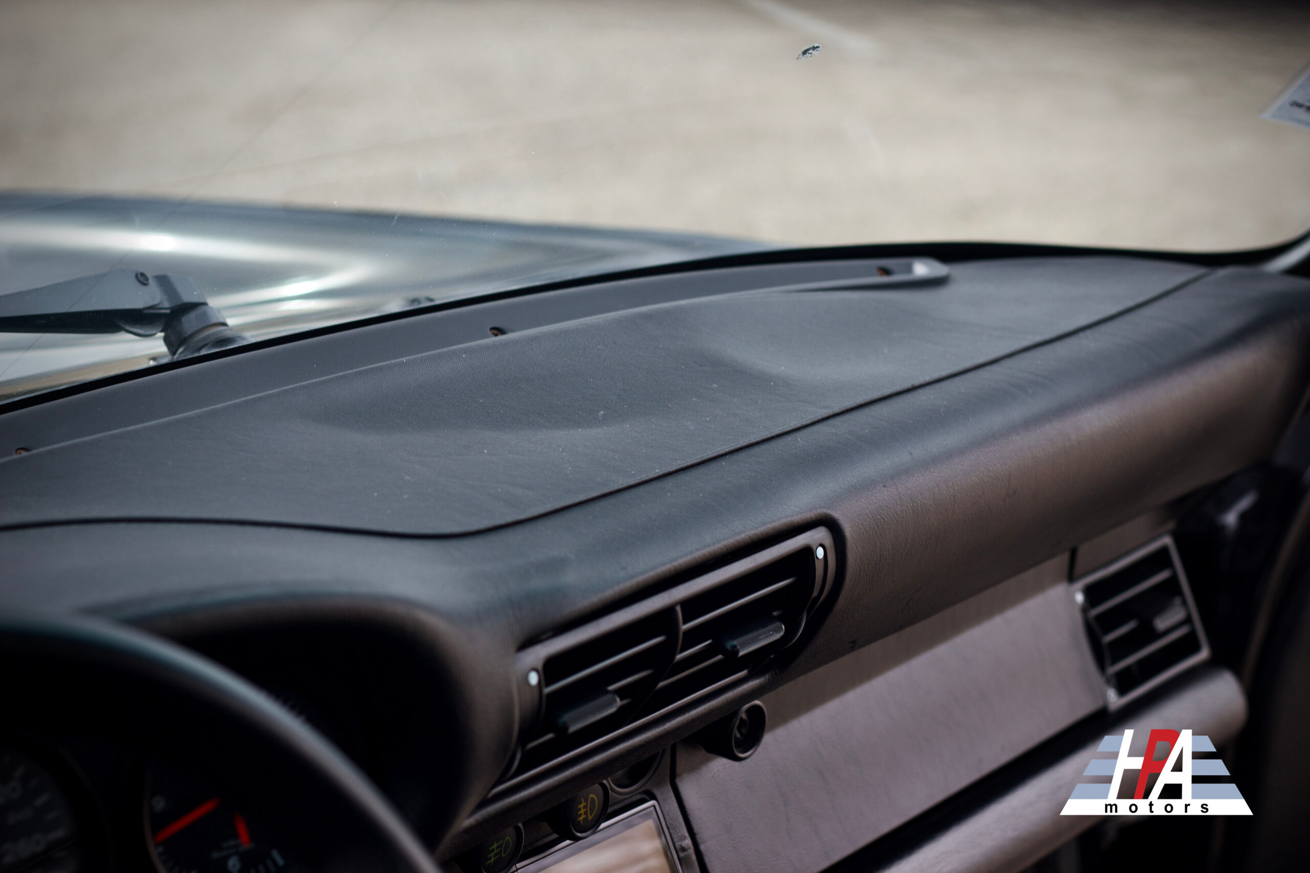 PORSCHE 930 TURBO