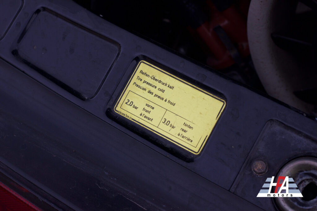 PORSCHE 930 TURBO