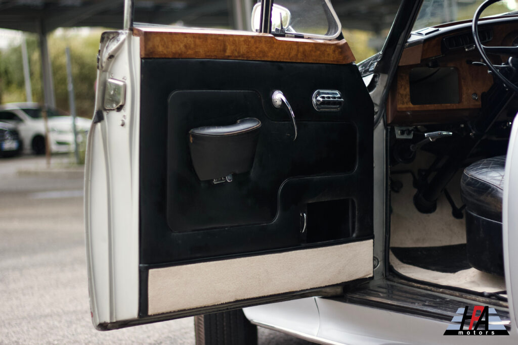 ROLLS ROYCE SILVER CLOUD 3