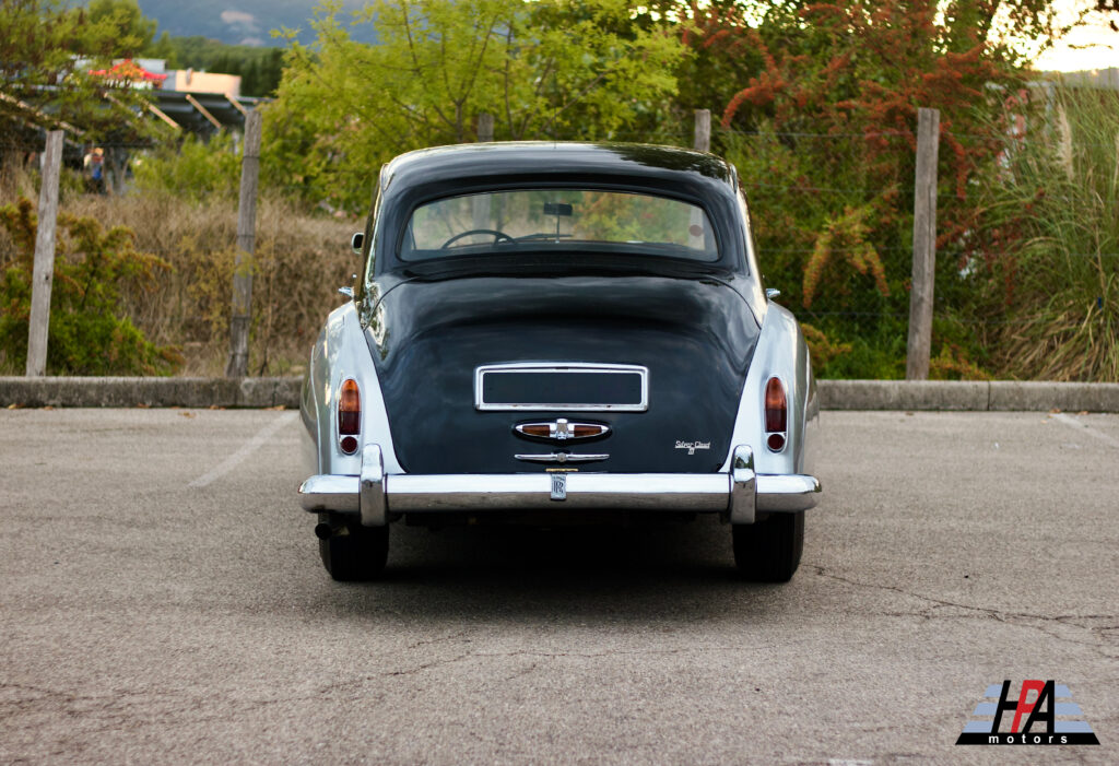ROLLS ROYCE SILVER CLOUD 3