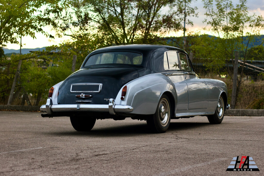 ROLLS ROYCE SILVER CLOUD 3