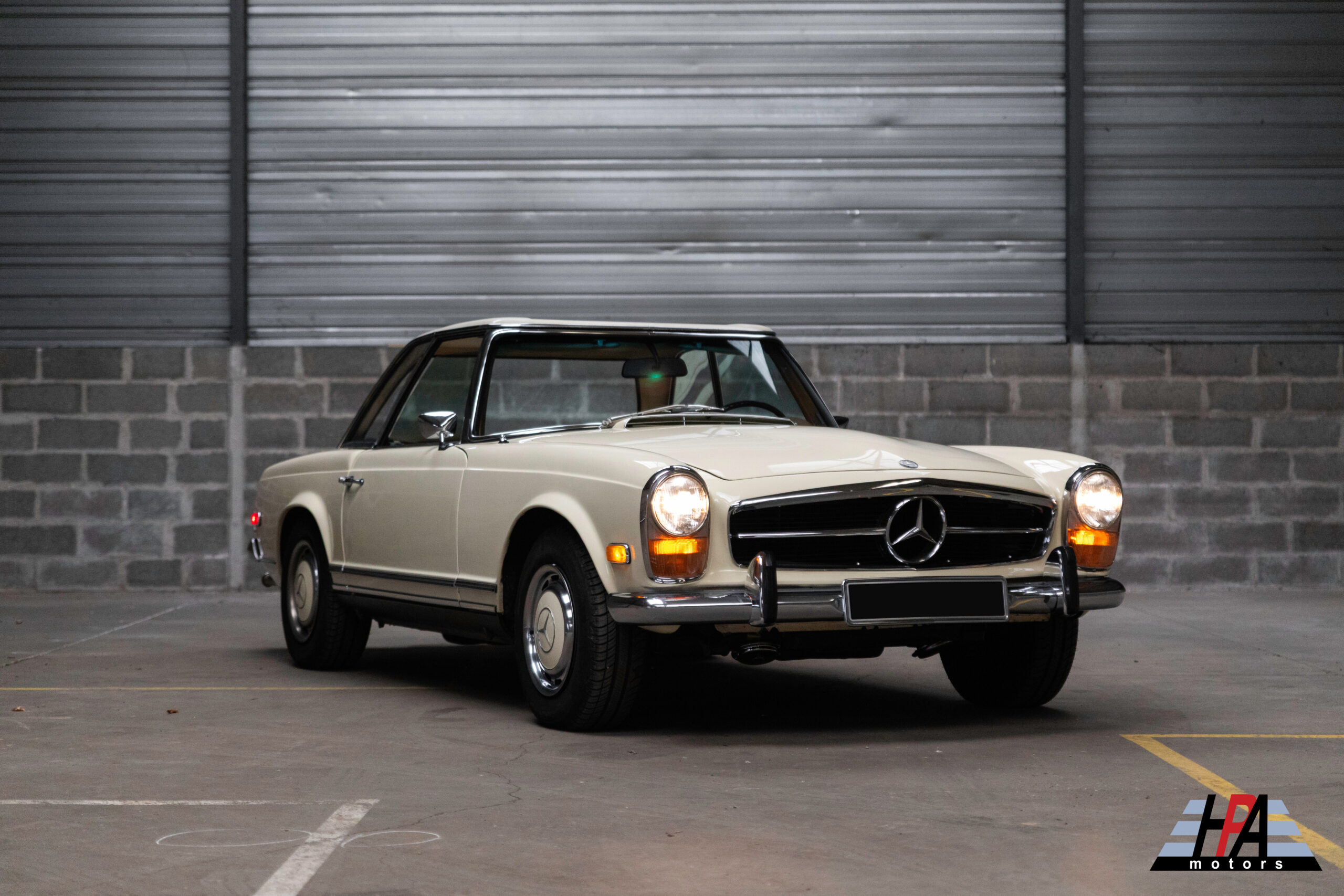 MERCEDES 280 SL PAGODE