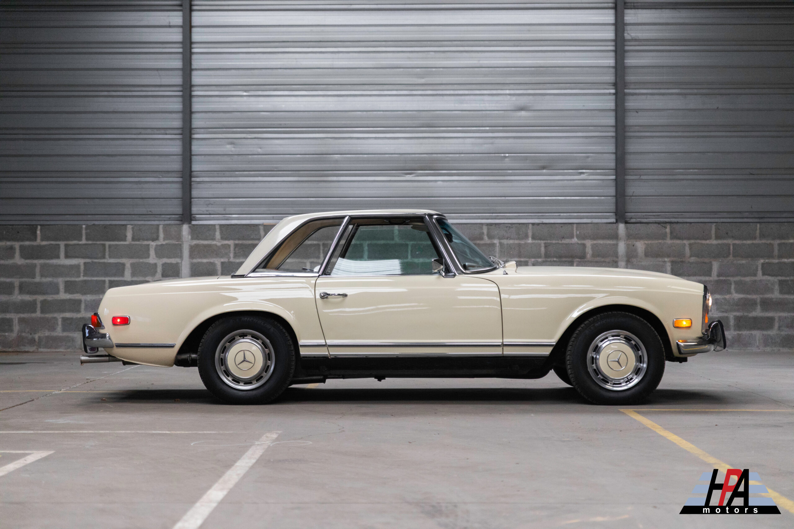 MERCEDES 280 SL PAGODE