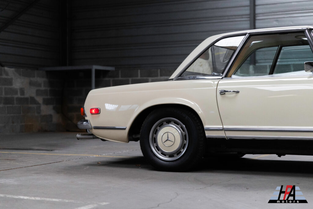MERCEDES 280 SL PAGODE