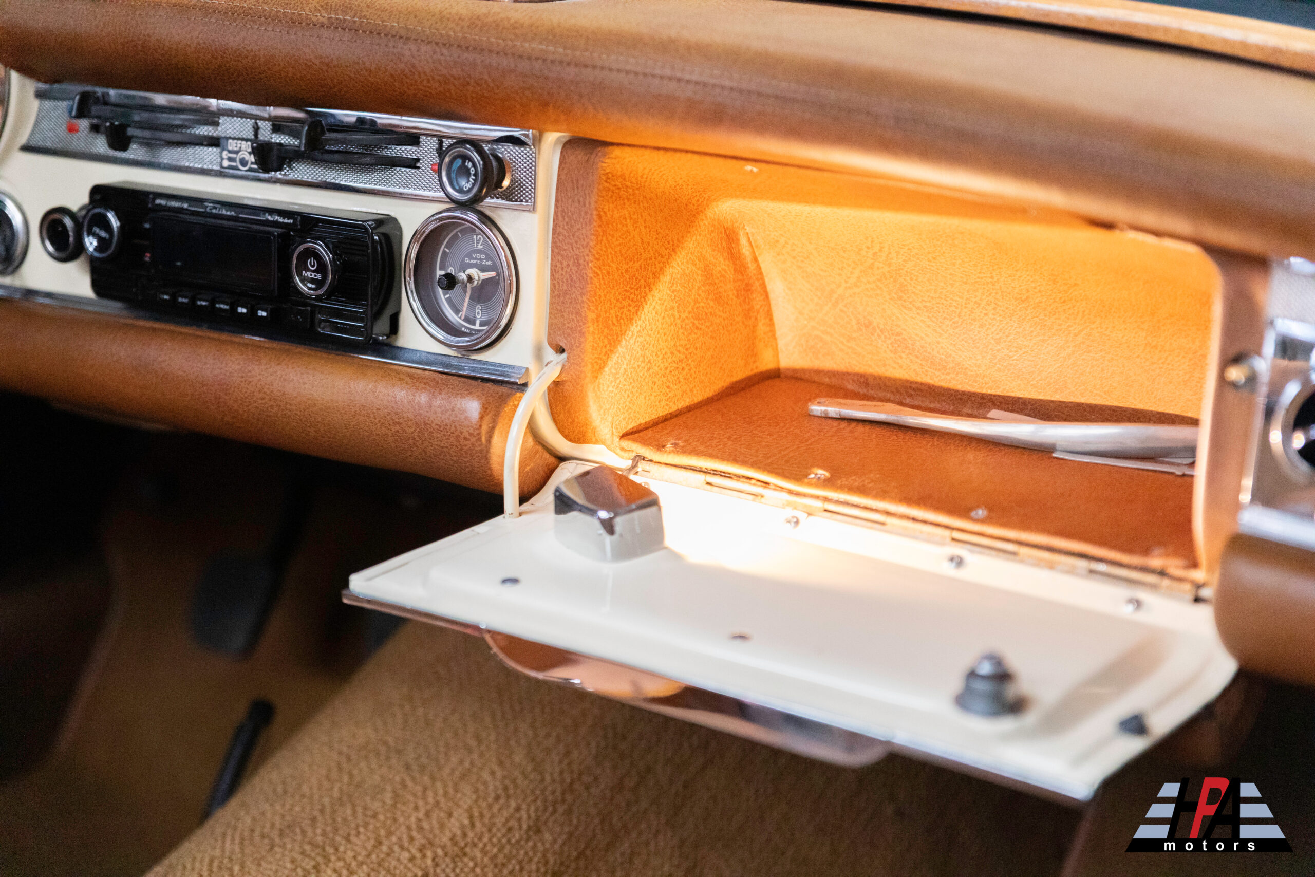 MERCEDES 280 SL PAGODE