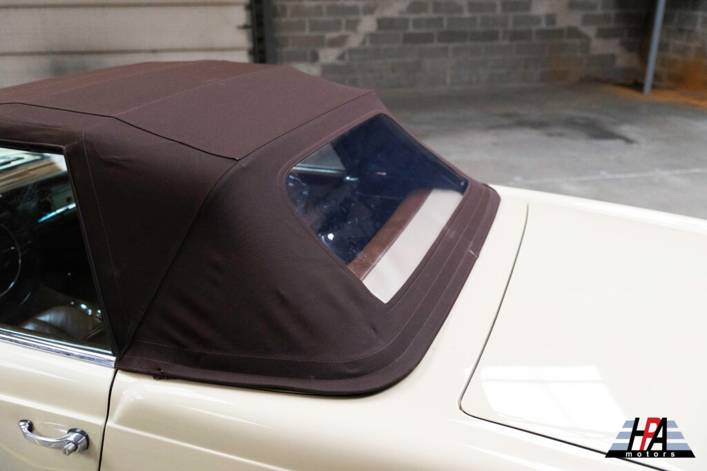 MERCEDES 280 SL PAGODE