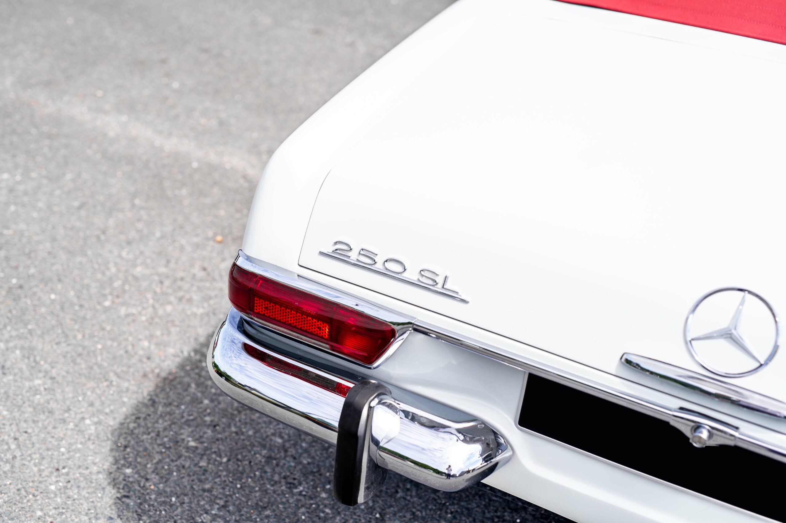 MERCEDES 250 SL PAGODE