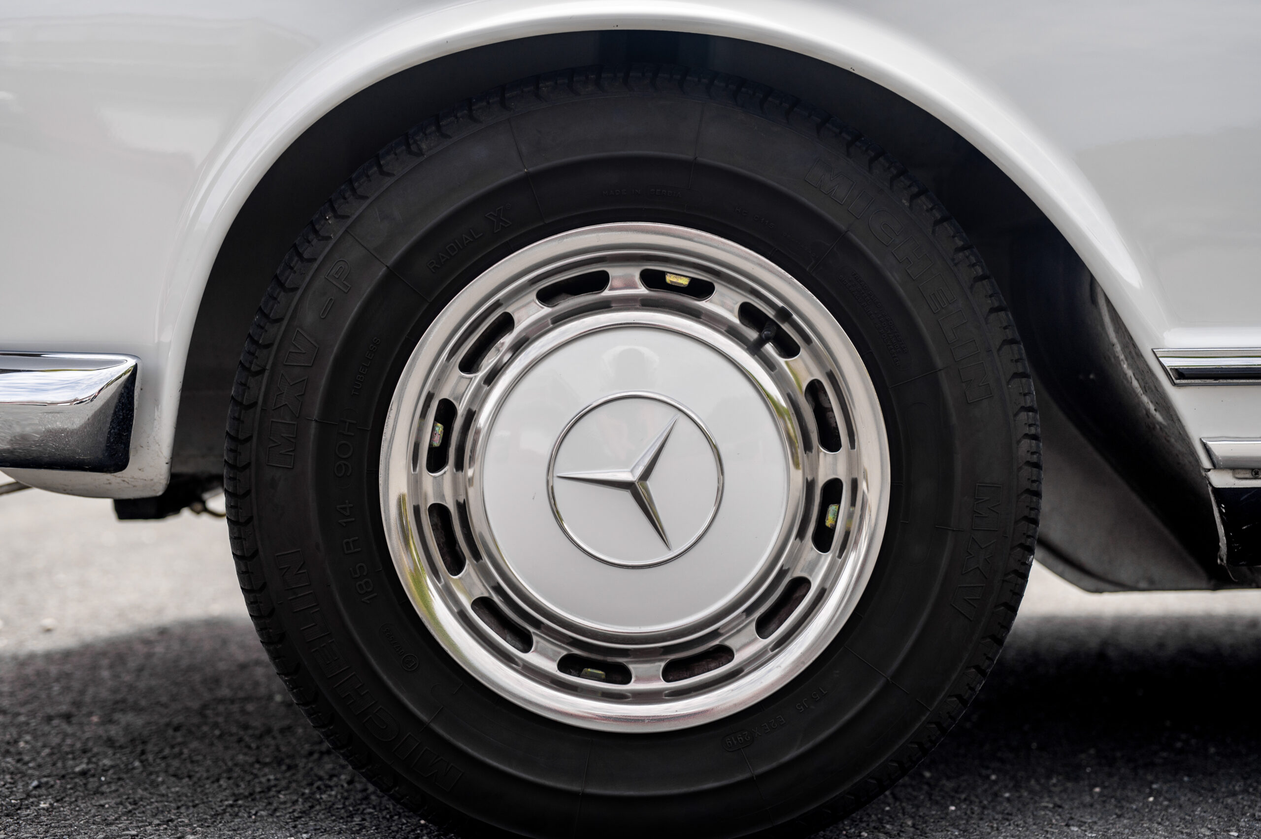 MERCEDES 250 SL PAGODE