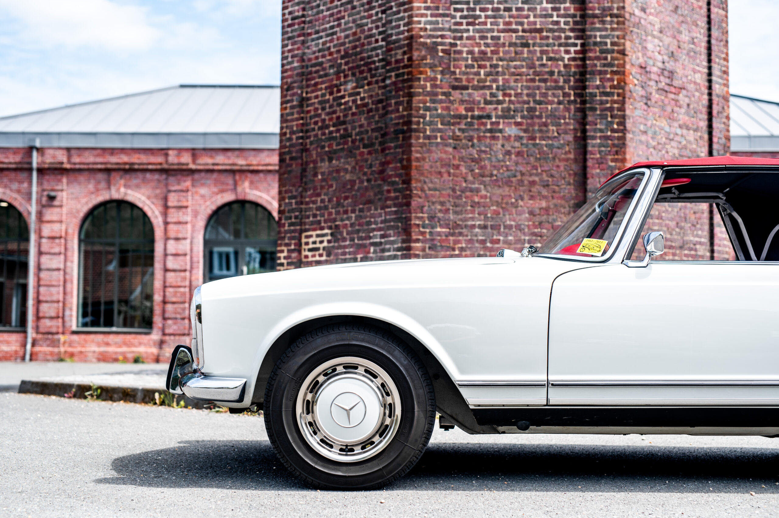 MERCEDES 250 SL PAGODE