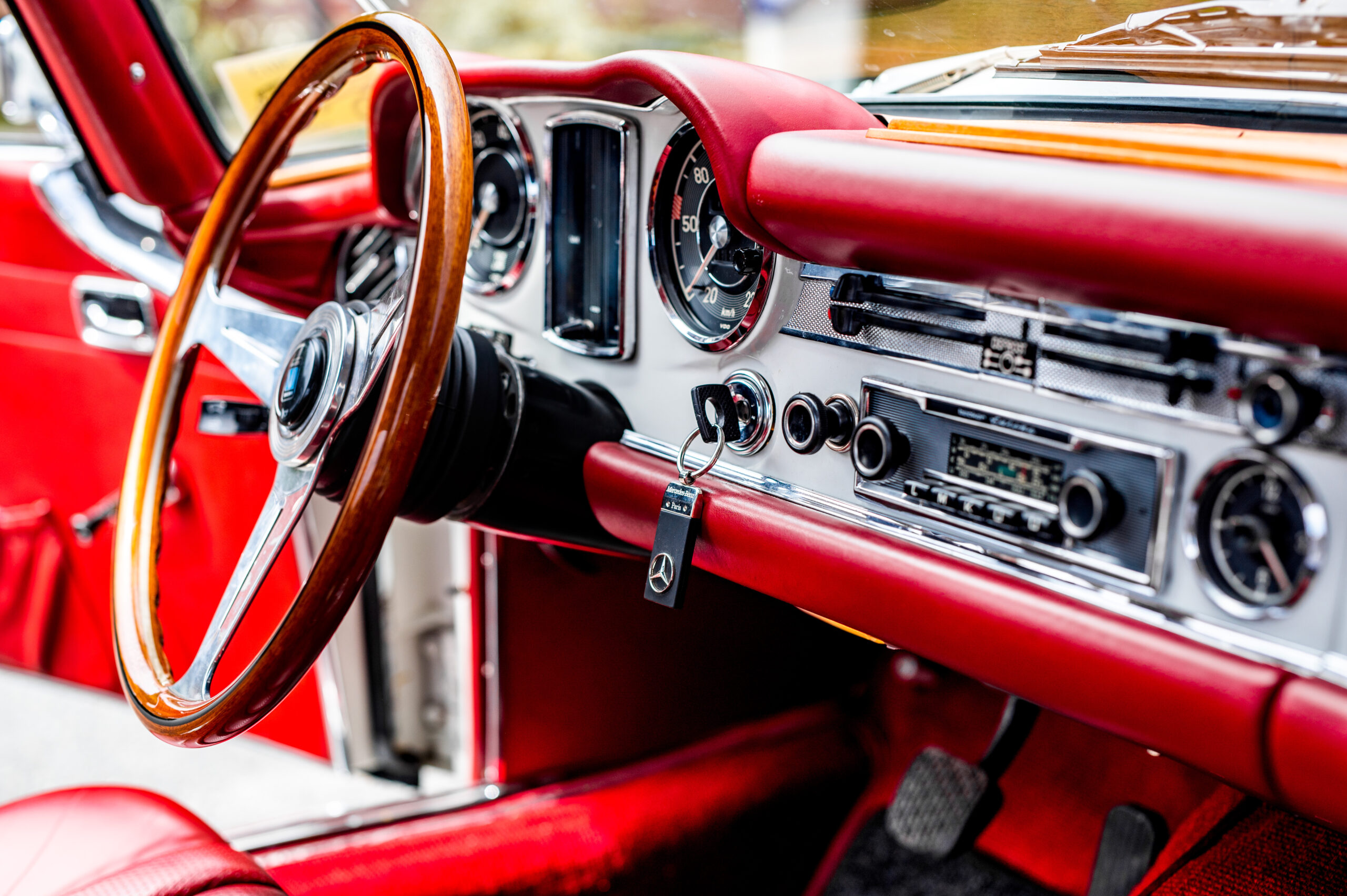 MERCEDES 250 SL PAGODE