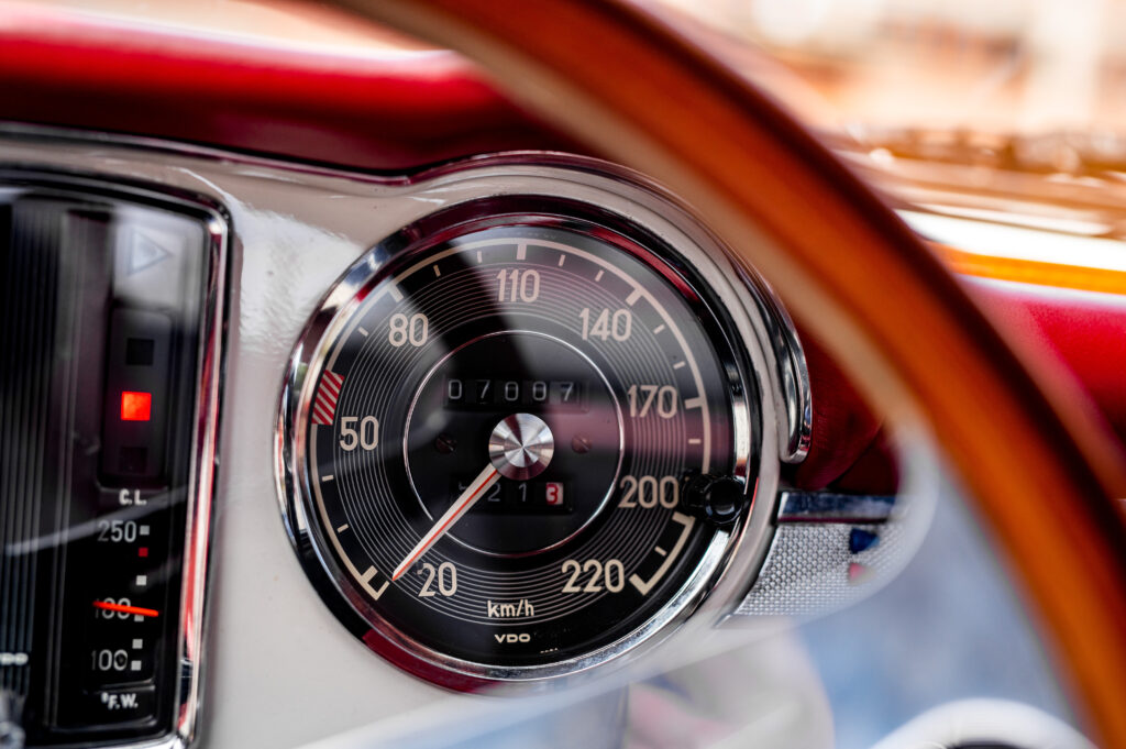 MERCEDES 250 SL PAGODE
