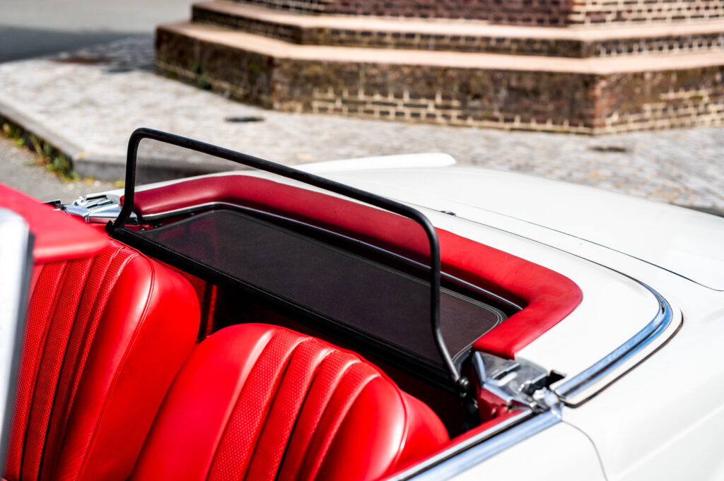 MERCEDES 250 SL PAGODE