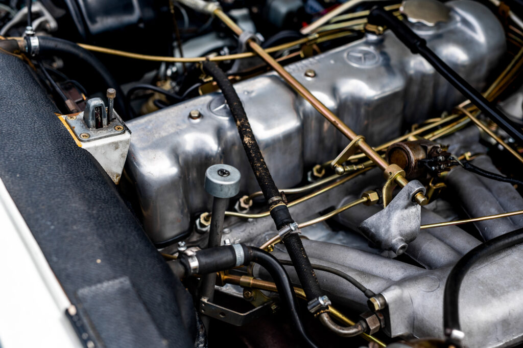 MERCEDES 250 SL PAGODE
