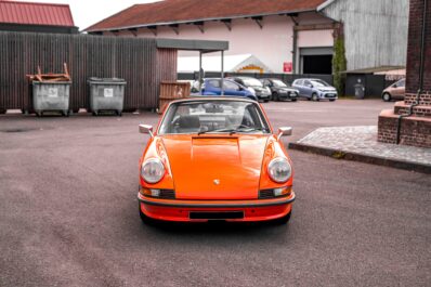 PORSCHE 911 2.4S TARGA