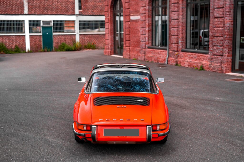 PORSCHE 911 2.4S TARGA