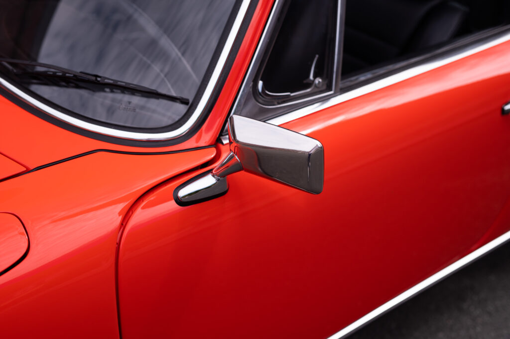 PORSCHE 911 2.4S TARGA