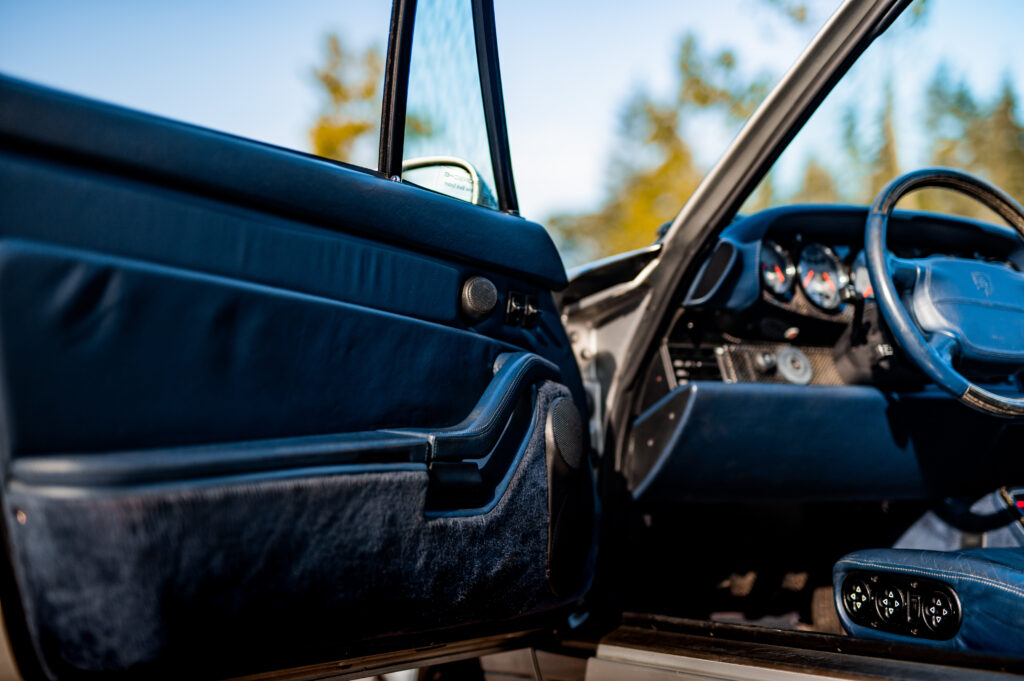 PORSCHE 993 CABRIOLET X51