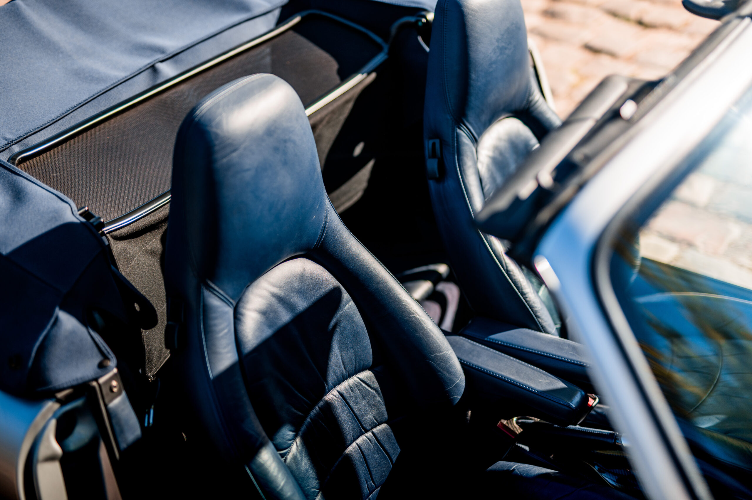 PORSCHE 993 CABRIOLET X51
