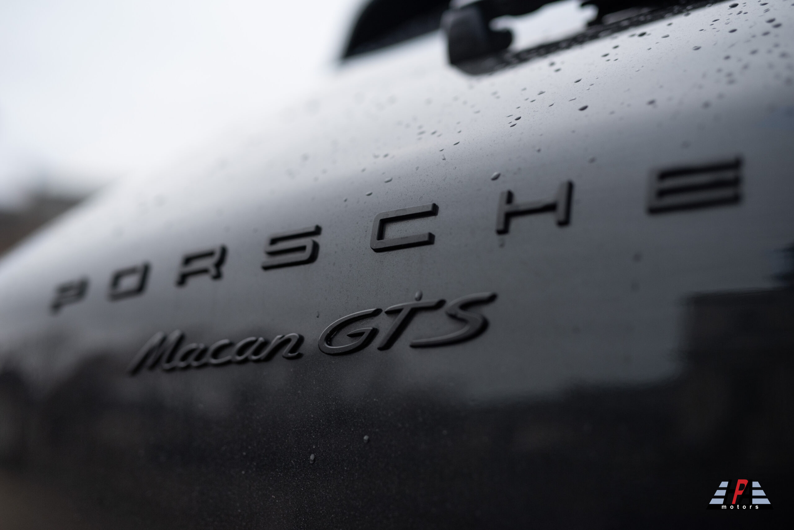 PORSCHE MACAN GTS
