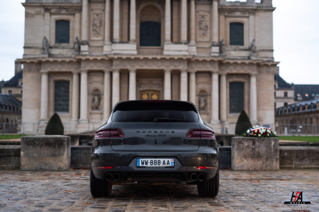 PORSCHE MACAN GTS