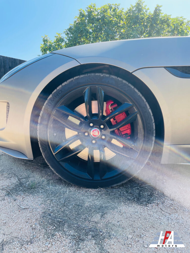 JAGUAR F-TYPE R