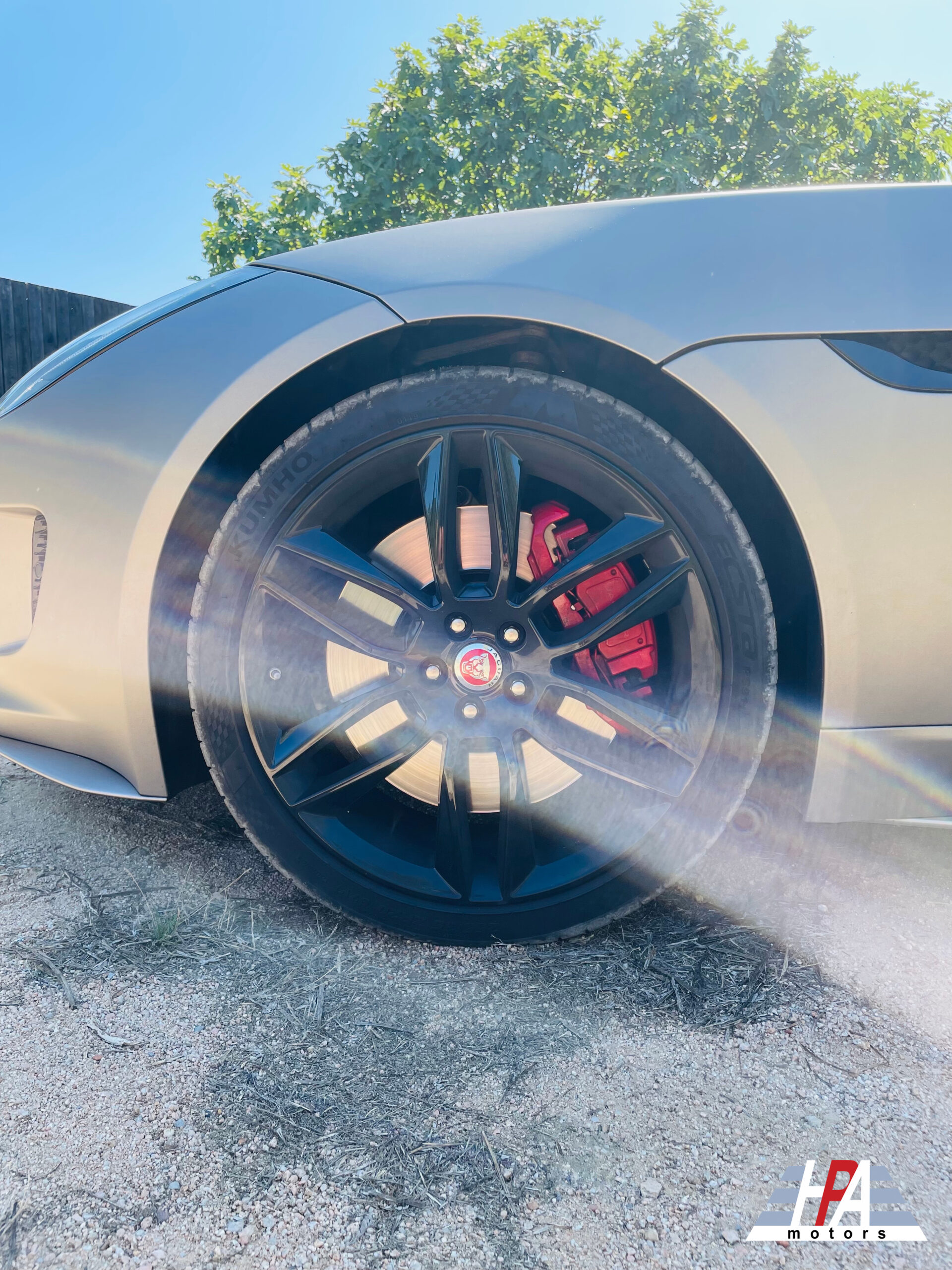 JAGUAR F-TYPE R