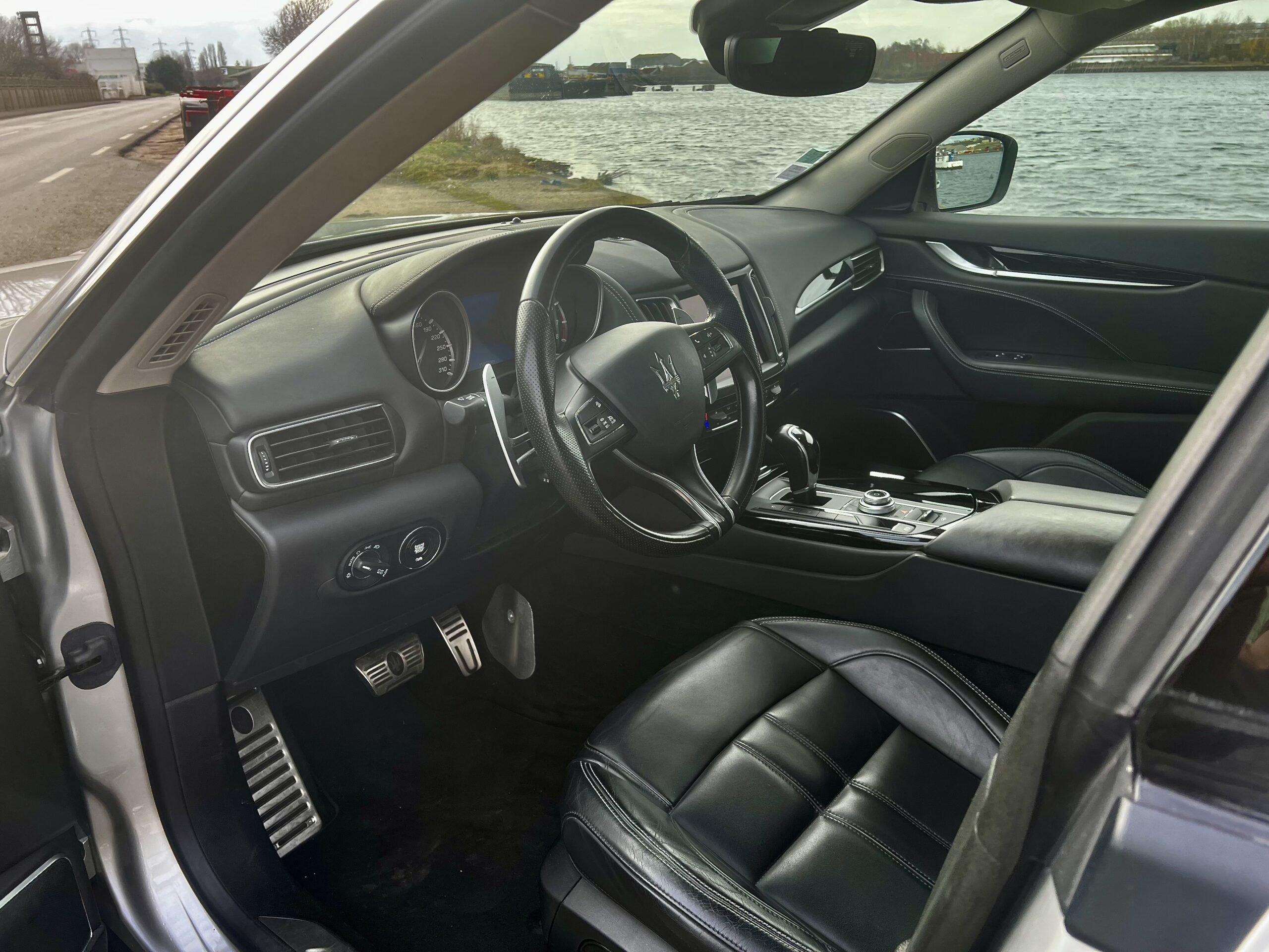 MASERATI LEVANTE SQ4