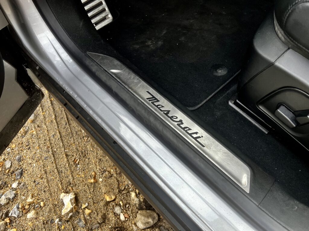 MASERATI LEVANTE SQ4