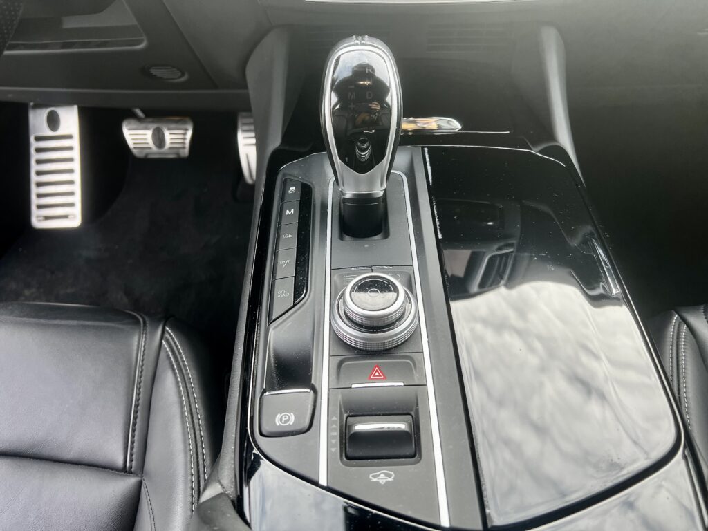 MASERATI LEVANTE SQ4