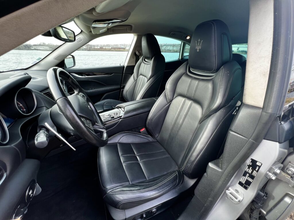 MASERATI LEVANTE SQ4
