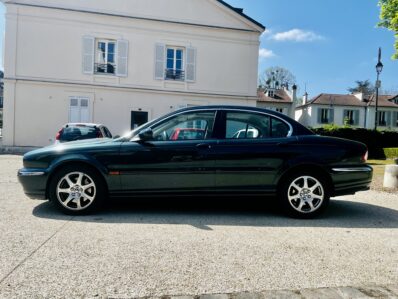 JAGUAR X-TYPE
