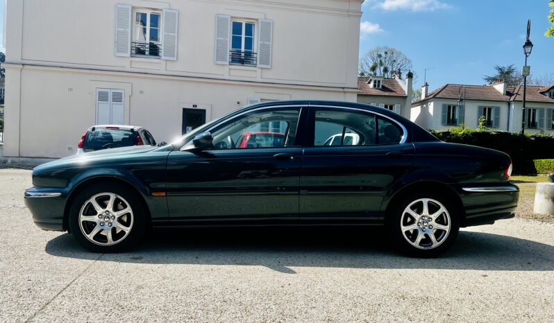 JAGUAR X-TYPE